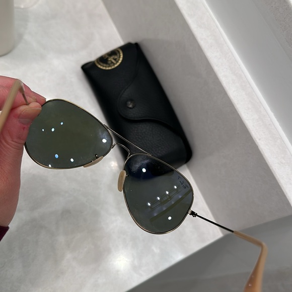 Excellent condition Ray bans - Picture 2 of 4